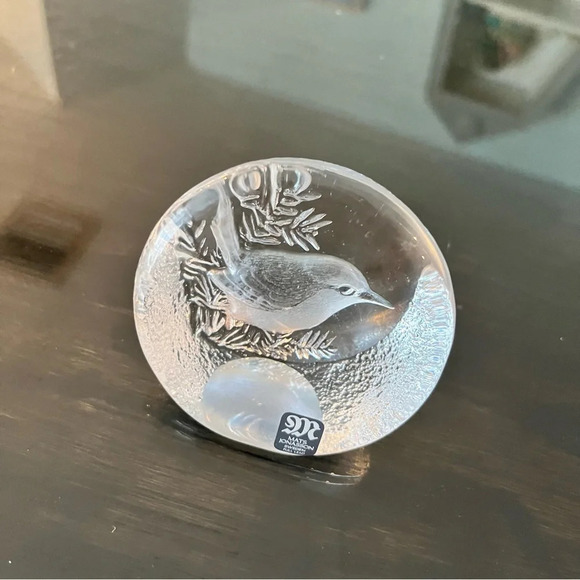 NIB Mats Jonasson Lead Crystal Paperweight Bird and Pine Sweden - Picture 3 of 11